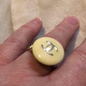 Vintage Chanel button wire ring